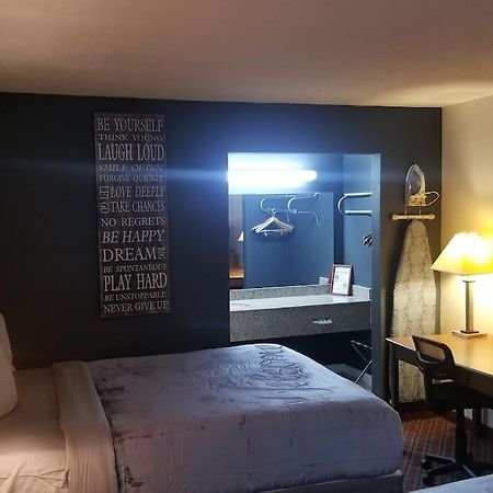 Hotel 2 Queen Beds Hotel Room 226 Booking Stillwater Eksteriør billede