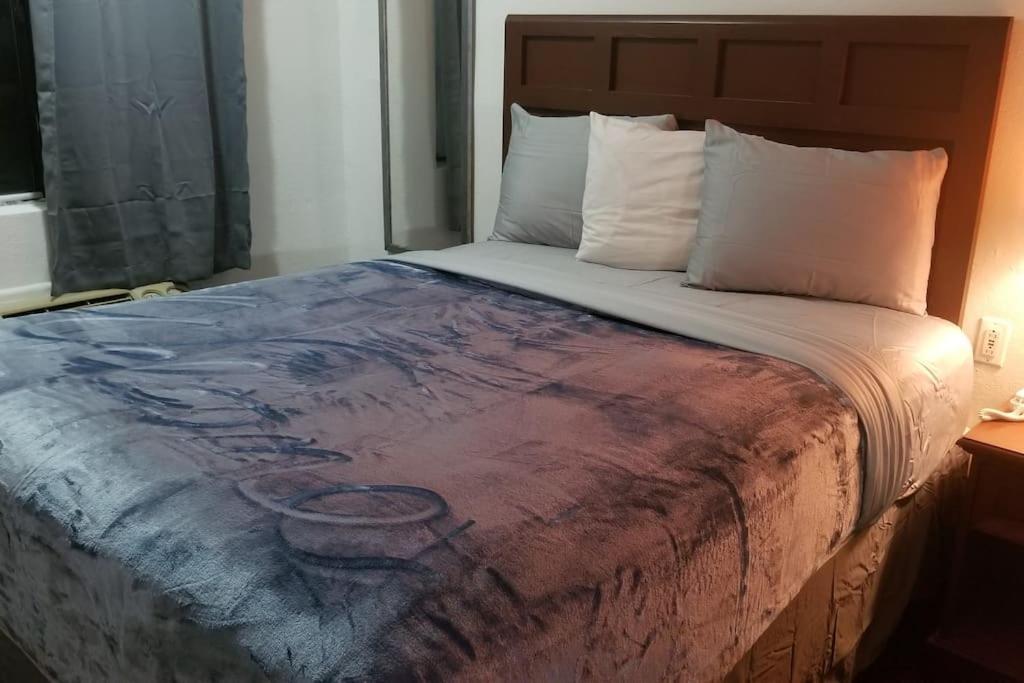 Hotel 2 Queen Beds Hotel Room 226 Booking Stillwater Eksteriør billede
